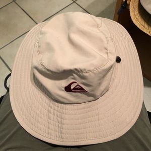 Quiksilver bucket hat